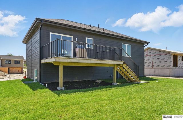 4009 N 215th Street, Elkhorn, NE 68022