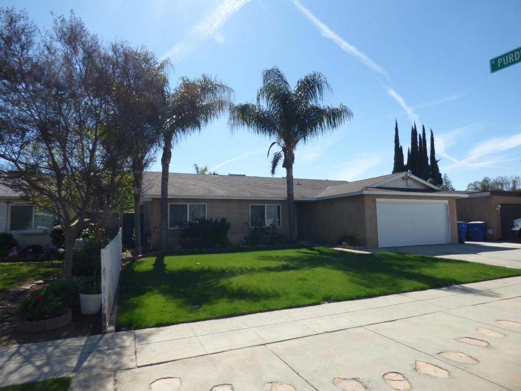 Image 2 of property listing at 5850 E Ramona Avenue, Fresno, CA 93727