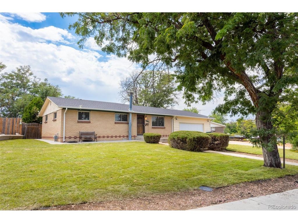 12434 E Alaska Ave, Aurora, CO 80012