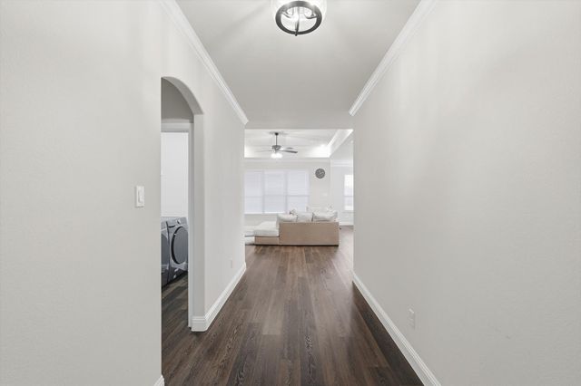 1057 Nighthawk Trail, Alvarado, TX 76009