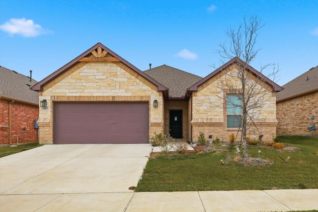 1057 Nighthawk Trail, Alvarado, TX 76009