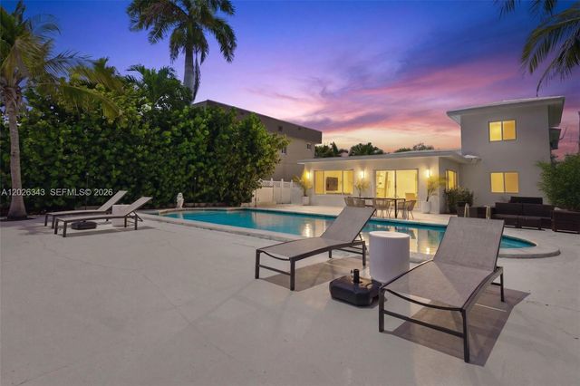 1510 S Treasure Dr SINGLE, North Bay Village, FL 33141
