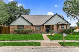3658 Castle River Dr, Corpus Christi, TX 78410