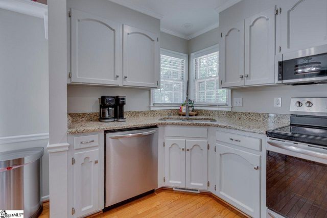 302 Sagramore Lane, Simpsonville, SC 29681