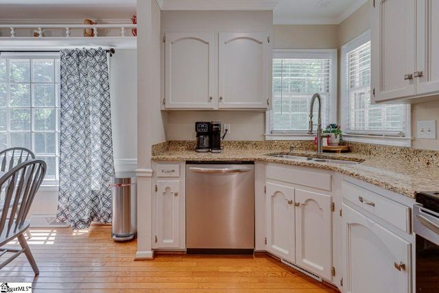 302 Sagramore Lane, Simpsonville, SC 29681
