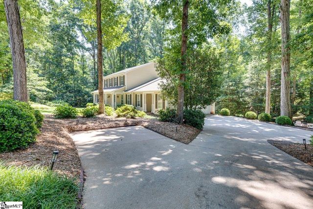 302 Sagramore Lane, Simpsonville, SC 29681