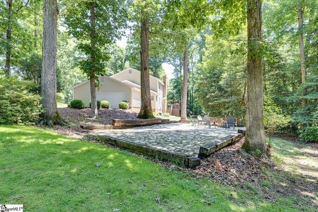 302 Sagramore Lane, Simpsonville, SC 29681