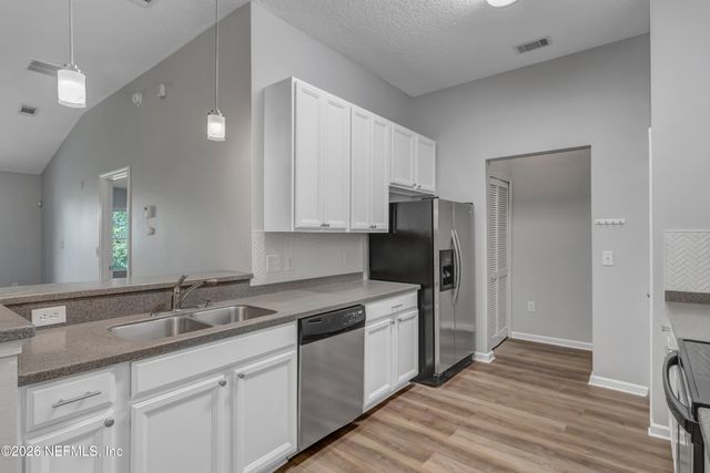 13843 HERONS LANDING Way 8, Jacksonville, FL 32224