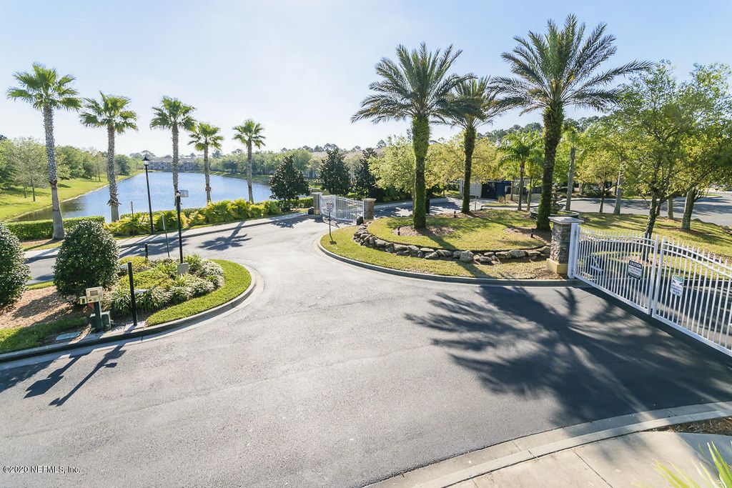 13843 HERONS LANDING Way 8, Jacksonville, FL 32224