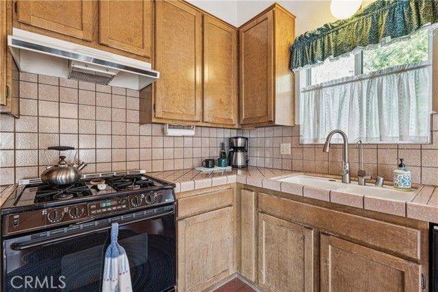 175 Massive, Lake Arrowhead, CA 92317