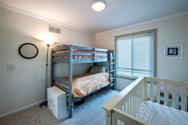 36832 Carriage Drive, Sterling Heights, MI 48310