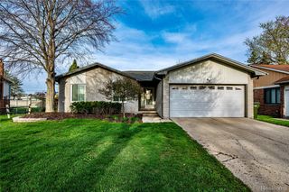 36832 Carriage Drive, Sterling Heights, MI 48310