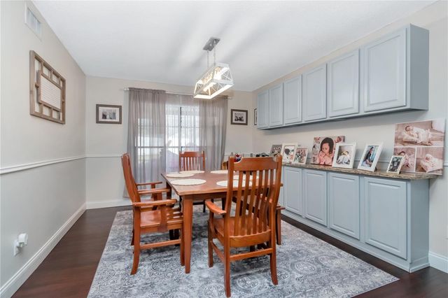 2604 GOLDCREST PLACE, Valrico, FL 33596