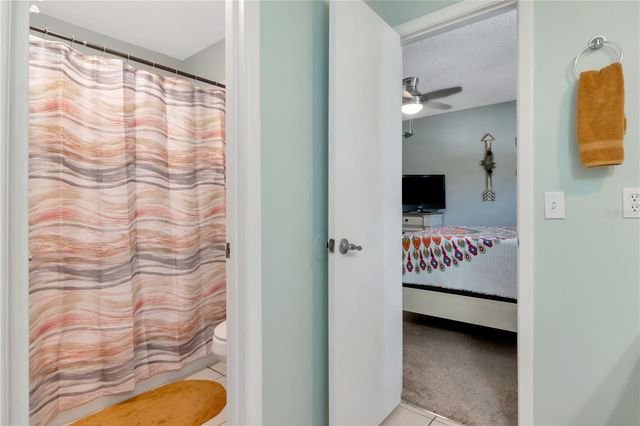 2604 GOLDCREST PLACE, Valrico, FL 33596