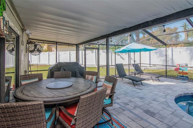 2604 GOLDCREST PLACE, Valrico, FL 33596