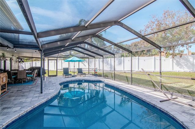 2604 GOLDCREST PLACE, Valrico, FL 33596