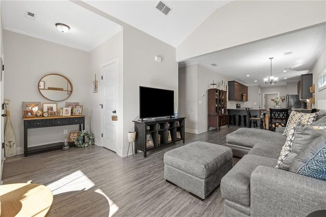 40 Calloway Lane, Cartersville, GA 30120