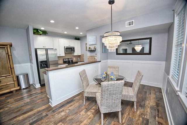 4141 Pointe West Drive 202, Galveston, TX 77554