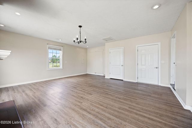 59 Normans Camp Rd, Harrodsburg, KY 40330