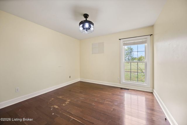 59 Normans Camp Rd, Harrodsburg, KY 40330