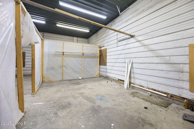 59 Normans Camp Rd, Harrodsburg, KY 40330
