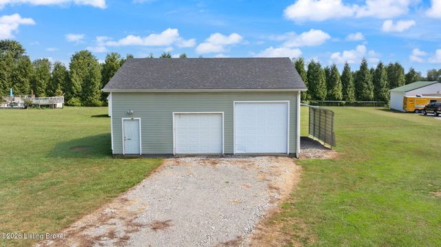 59 Normans Camp Rd, Harrodsburg, KY 40330