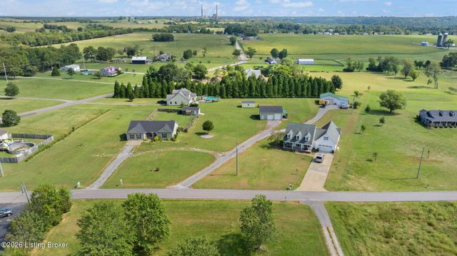 59 Normans Camp Rd, Harrodsburg, KY 40330