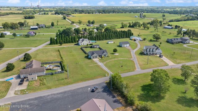 59 Normans Camp Rd, Harrodsburg, KY 40330