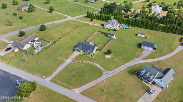 59 Normans Camp Rd, Harrodsburg, KY 40330