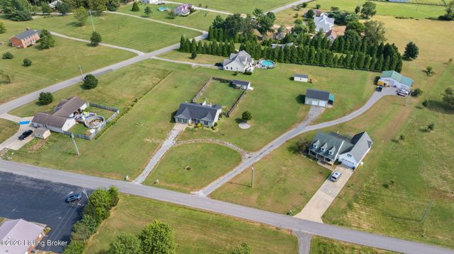 59 Normans Camp Rd, Harrodsburg, KY 40330