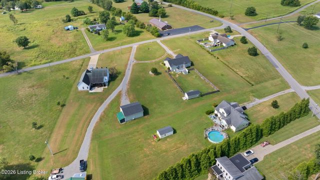 59 Normans Camp Rd, Harrodsburg, KY 40330