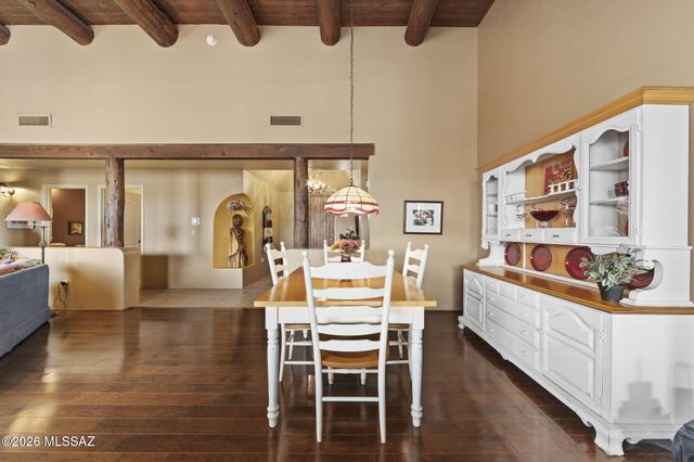 8070 W Crowned Eagle Court, Tucson, AZ 85757