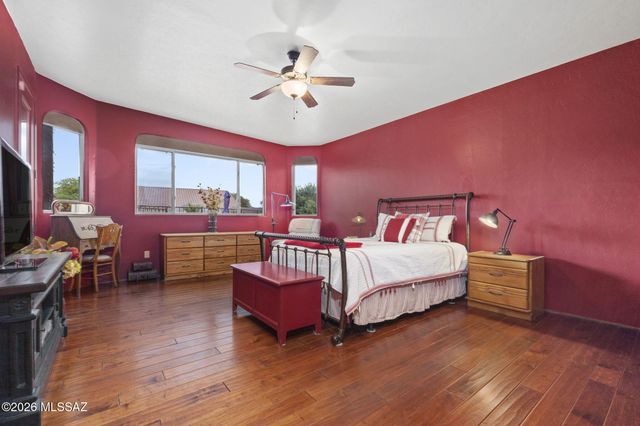 8070 W Crowned Eagle Court, Tucson, AZ 85757