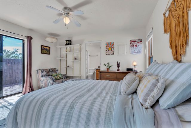 2450 CALLE CONTESSA, Santa Fe, NM 87505