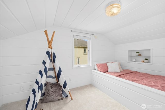 16424 NE 40th Street, Redmond, WA 98052