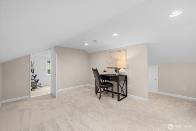 16424 NE 40th Street, Redmond, WA 98052