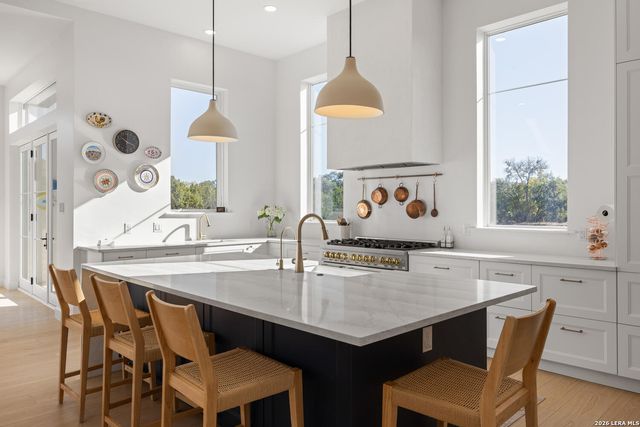 925 Clearwater Canyon, Bandera, TX 78003