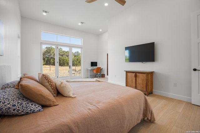 925 Clearwater Canyon, Bandera, TX 78003