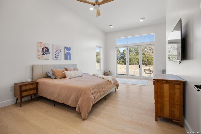 925 Clearwater Canyon, Bandera, TX 78003