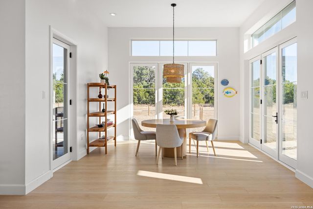 925 Clearwater Canyon, Bandera, TX 78003