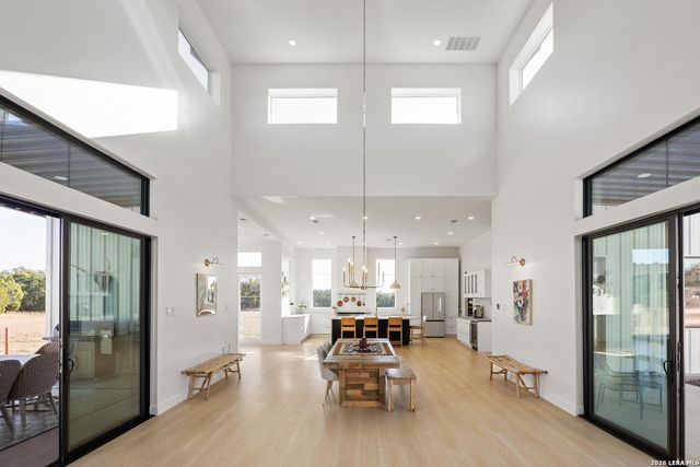 925 Clearwater Canyon, Bandera, TX 78003