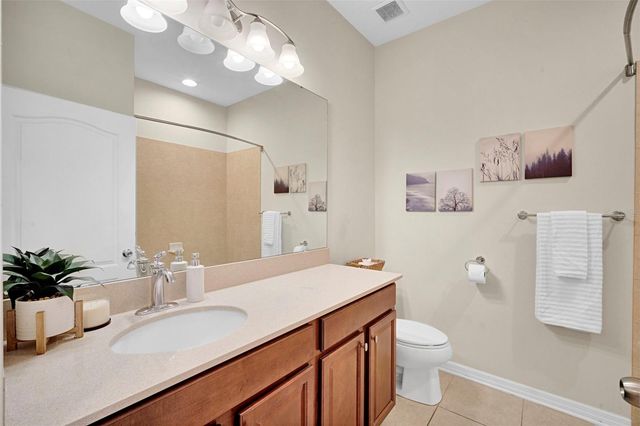 1102 WHITE WATER BAY DRIVE, Groveland, FL 34736