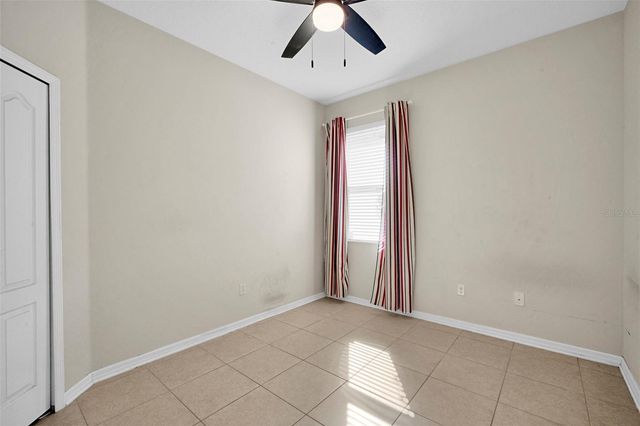 1102 WHITE WATER BAY DRIVE, Groveland, FL 34736