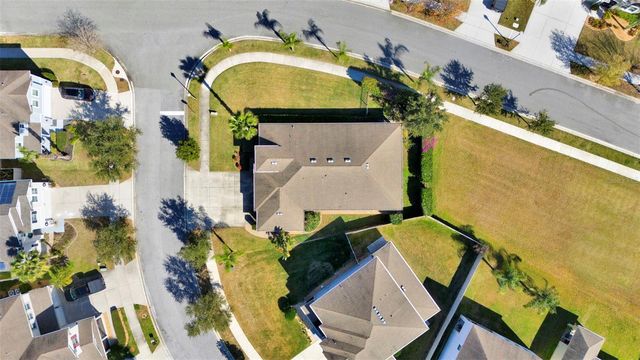 1102 WHITE WATER BAY DRIVE, Groveland, FL 34736