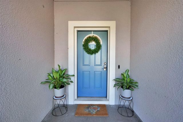 1102 WHITE WATER BAY DRIVE, Groveland, FL 34736