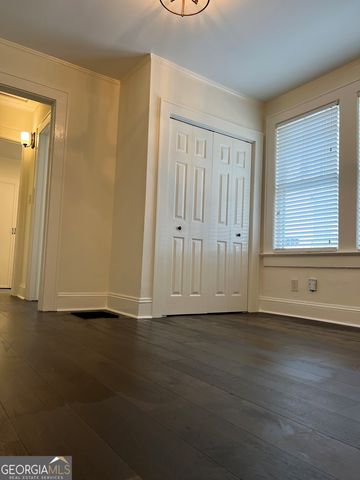 1565 Walker Avenue B, College Park, GA 30337