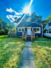 3419 Seneca Street, Flint, MI 48504