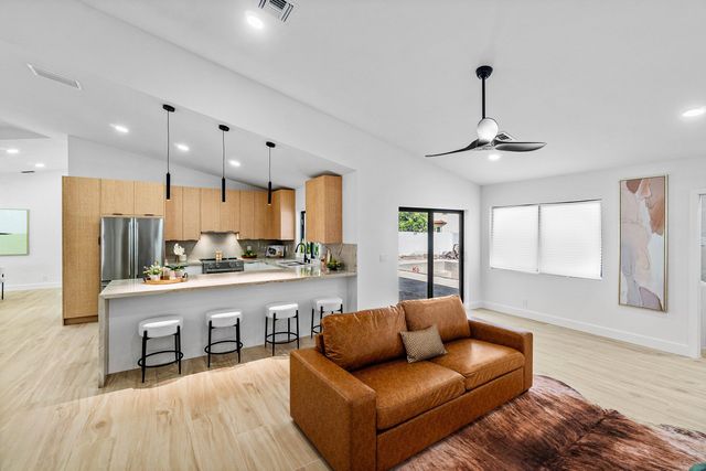 3527 SW 23rd Street, Delray Beach, FL 33445