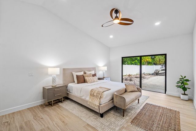 3527 SW 23rd Street, Delray Beach, FL 33445