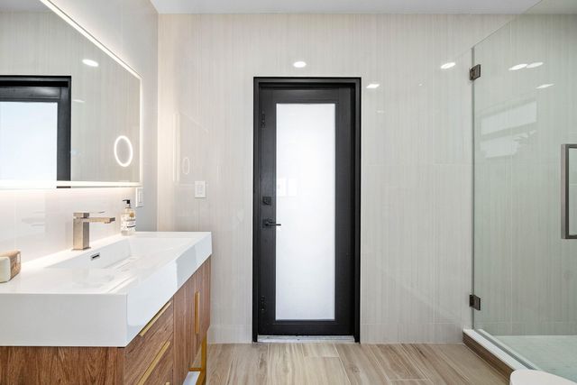 3527 SW 23rd Street, Delray Beach, FL 33445